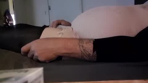 Pizzaz online show from 2, 2, 2025