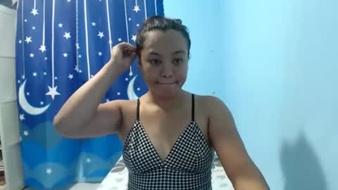 Snapshot of funluvnpinay4u chatting on 24, 4, 2026 MAE online show from 24, 4, 2026