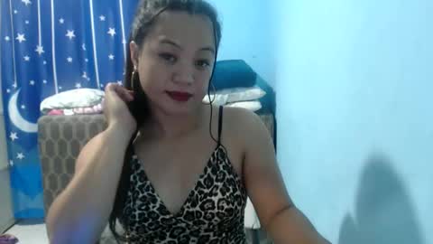 Snapshot of funluvnpinay4u chatting on 3, 5, 2026 MAE online show from 3, 5, 2026