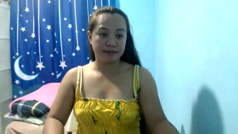 Snapshot of funluvnpinay4u chatting on 23, 5, 2026 MAE online show from 23, 5, 2026
