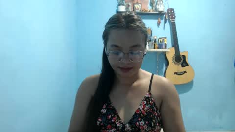 Snapshot of funluvnpinay4u chatting on 26, 5, 2026 MAE online show from 26, 5, 2026