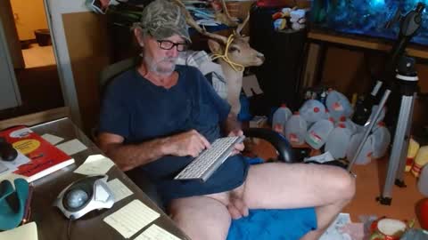 mike online show from 17, 9, 2025