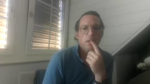 Snapshot of funneltunnel chatting on 16, 7, 2026 funneltunnel online show from 16, 7, 2026