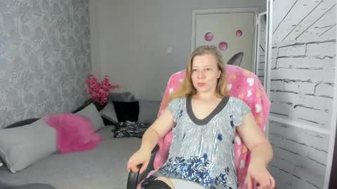 Snapshot of funny_bunny4 chatting on 22, 12, 2024 funny_bunny4 online show from 22, 12, 2024