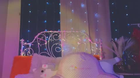 Tiffany online show from 27, 2, 2025