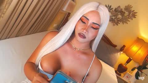 Maddonna online show from 18, 11, 2025