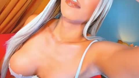 Snapshot of funtastic_harlow chatting on 24, 6, 2026 Maddonna online show from 24, 6, 2026