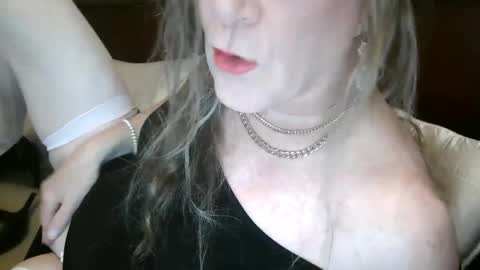 Snapshot of funtimetgirl chatting on 16, 11, 2025 Jessie Love online show from 16, 11, 2025