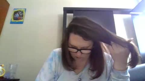 fuzzypeaches87 online show from 25, 2, 2026