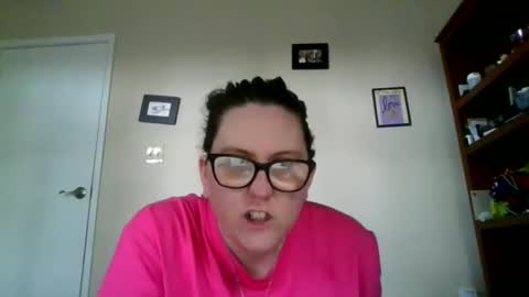 fuzzypeaches87 online show from 16, 3, 2026