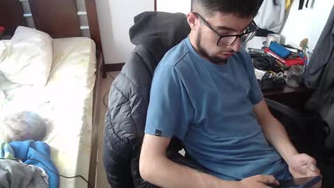 Snapshot of fvckhorneyguy chatting on 26, 5, 2026 andrew online show from 26, 5, 2026