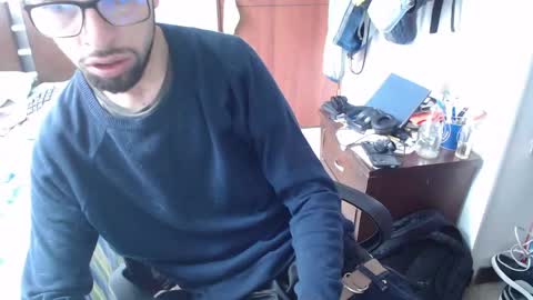 Snapshot of fvckhorneyguy chatting on 28, 5, 2026 andrew online show from 28, 5, 2026