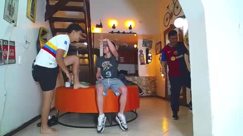 FYOTTY online show from 14, 10, 2025