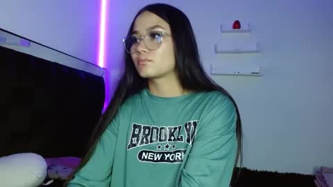 Victoria online show from 4, 3, 2025