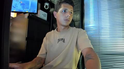 Snapshot of g_lincoln chatting on 29, 6, 2026 g_lincoln online show from 29, 6, 2026