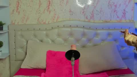 gabbieskinny online show from 11, 11, 2025