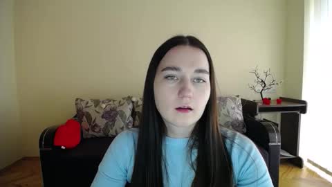 Jaklin online show from 5, 10, 2025