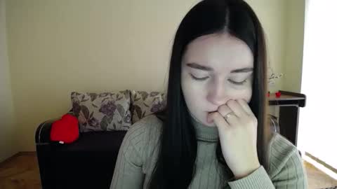 Jaklin online show from 7, 11, 2025