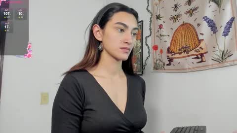 Snapshot of gabee7_ chatting on 29, 9, 2025 NEW ACCOUNT Gabriella online show from 29, 9, 2025