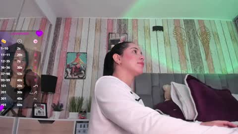Gabriela  online show from 4, 12, 2024