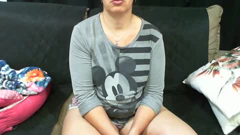 Snapshot of gabibrasil chatting on 11, 9, 2025 gaby layla online show from 11, 9, 2025