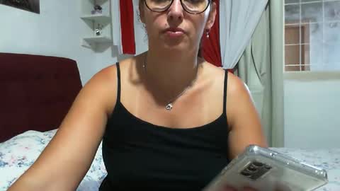 Snapshot of gabibrasil chatting on 4, 4, 2026 gaby layla online show from 4, 4, 2026