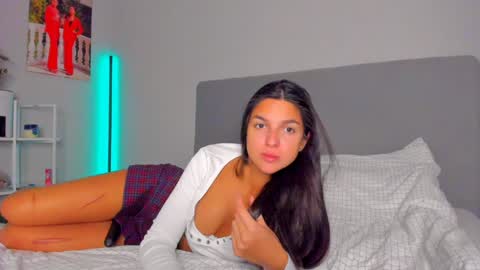 Snapshot of gabri_baby chatting on 23, 12, 2024 The next stream in car 1 december 10pm time in France online show from 23, 12, 2024