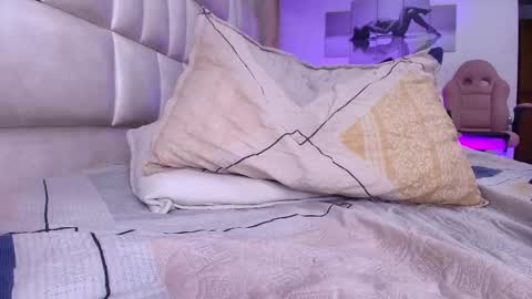 gabriela online show from 24, 9, 2025