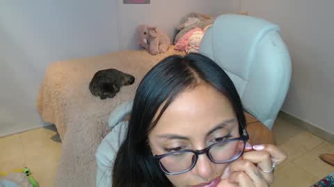 Snapshot of gabriela_morales01 chatting on 6, 12, 2024 . online show from 6, 12, 2024