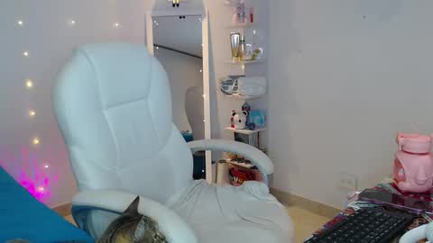 .  online show from 12, 11, 2025