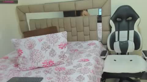 Snapshot of gabriela_ponce chatting on 16, 2, 2025 gabriela ponce online show from 16, 2, 2025