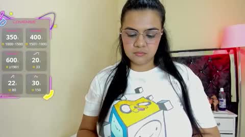 Snapshot of gabrielaa_01 chatting on 9, 9, 2025 Gaby Im on vacation see you on November 25 online show from 9, 9, 2025