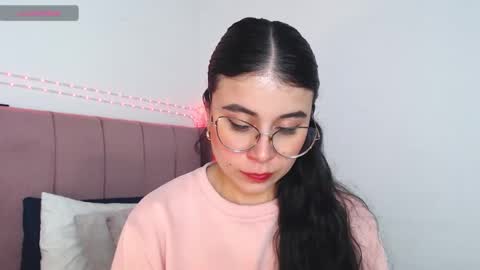 GabrielaRossa online show from 4, 2, 2026