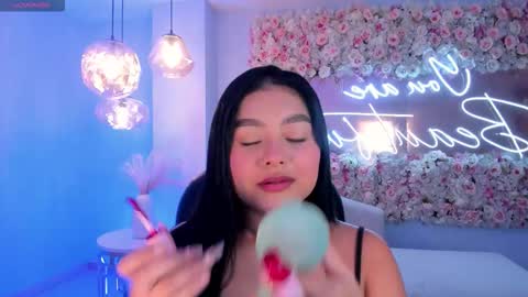 Snapshot of gabriellalee_ chatting on 20, 11, 2025 Gabriella Lee online show from 20, 11, 2025