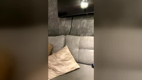 Snapshot of gaby_millerr chatting on 15, 7, 2026 Gaby online show from 15, 7, 2026