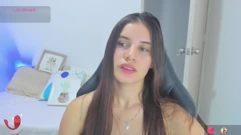 Snapshot of gaby_olsen chatting on 28, 1, 2025 Gabriela online show from 28, 1, 2025