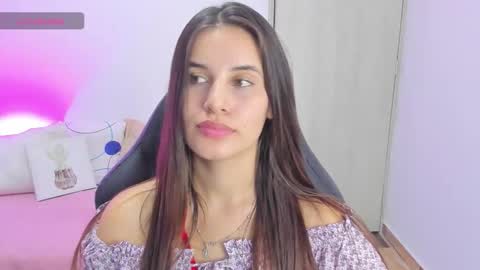 Snapshot of gaby_olsen chatting on 21, 2, 2025 Gabriela online show from 21, 2, 2025