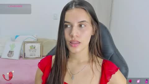 Snapshot of gaby_olsen chatting on 1, 3, 2025 Gabriela online show from 1, 3, 2025