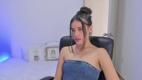 Snapshot of gaby_olsen chatting on 16, 9, 2025 Gabriela online show from 16, 9, 2025