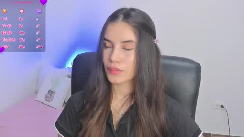 Snapshot of gaby_olsen chatting on 8, 10, 2025 Gabriela online show from 8, 10, 2025