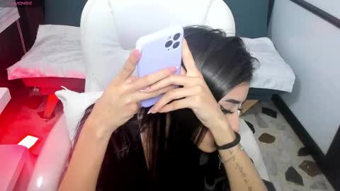 Gaby Owens  online show from 8, 3, 2026