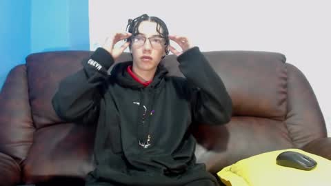 gadiel_sex online show from 8, 2, 2025