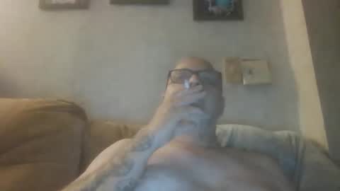Snapshot of gadude45 chatting on 1, 6, 2026 gadude45 online show from 1, 6, 2026
