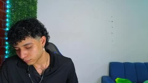 Snapshot of gael_david chatting on 15, 4, 2026 Gael online show from 15, 4, 2026