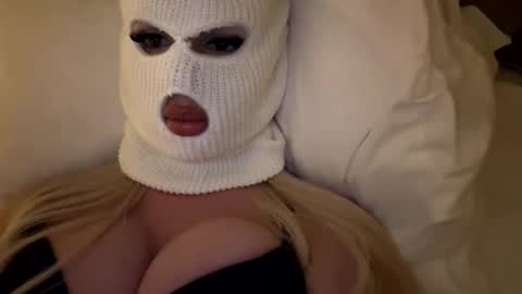 Feetbaabe online show from 10, 5, 2026