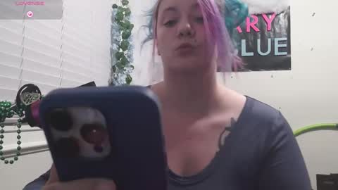 MaryBlue online show from 13, 1, 2025