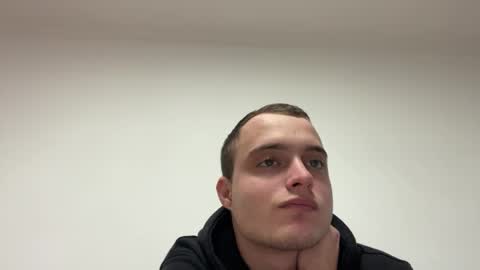 Max online show from 9, 3, 2026