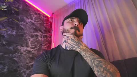 Snapshot of garbel09 chatting on 25, 5, 2026 Chris Dont forget to gift me thumb up Its very important to me and makes me happy AF online show from 25, 5, 2026