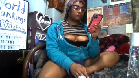 Snapshot of gardeniaspear chatting on 14, 9, 2025 Gardenia online show from 14, 9, 2025