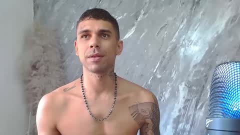 Snapshot of garotosweett chatting on 5, 10, 2025 garotosweett online show from 5, 10, 2025